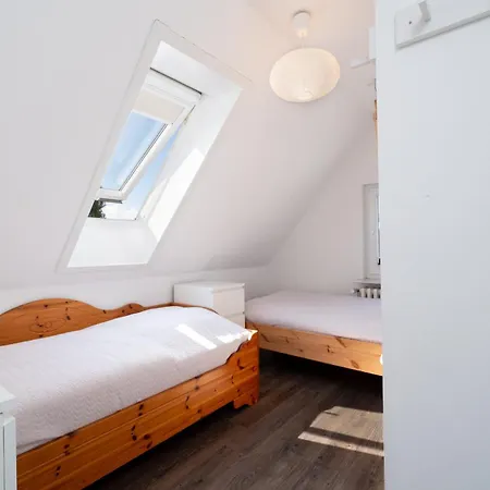 Luetthus - Pelzi Dom wakacyjny Neustadt in Holstein