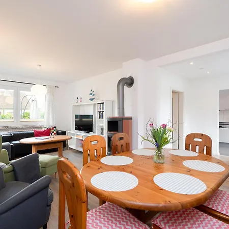 Holiday home Luetthus - Pelzi Neustadt in Holstein