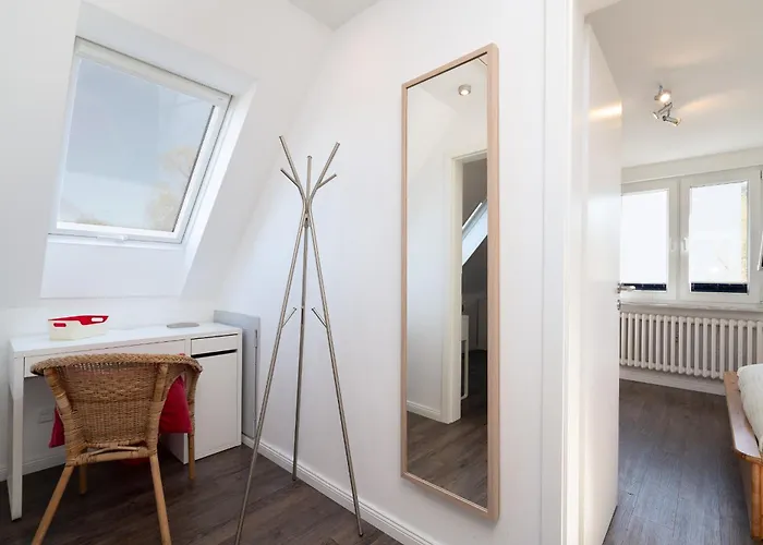 Luetthus - Pelzi Neustadt in Holstein