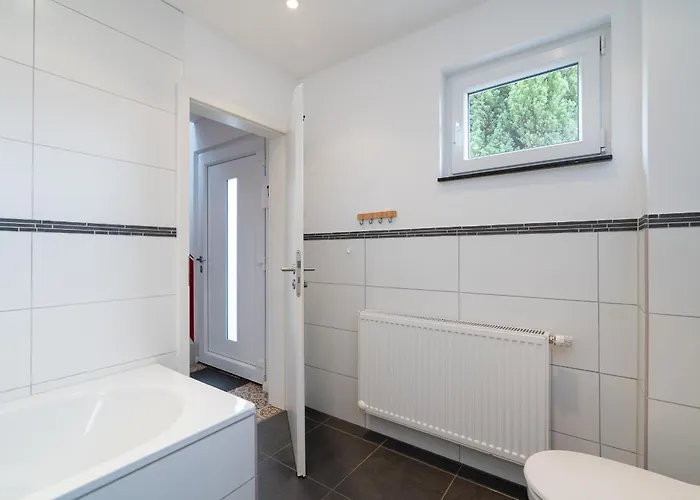 Luetthus - Pelzi * Neustadt in Holstein